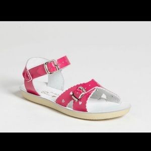 Never worn. Super darling for Easter or summer . Size 6